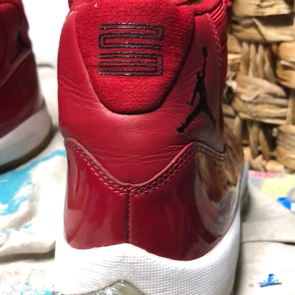 Jordan 11 - Picture 4 of 7